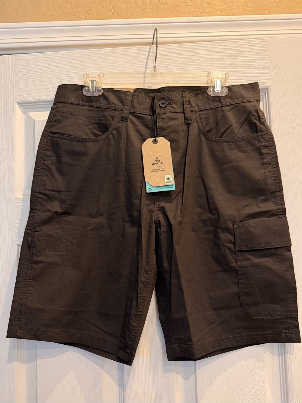 NWT Prana Double Peak Short in Charcoal 32x 10 men shorts